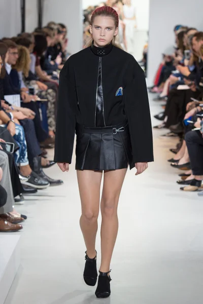 Look 24